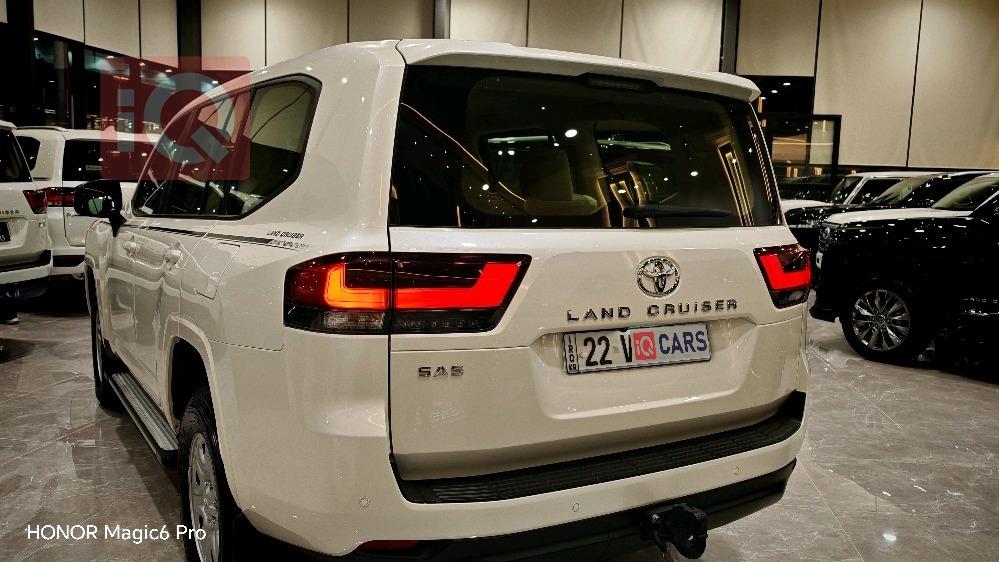 تويوتا لاندكروزر